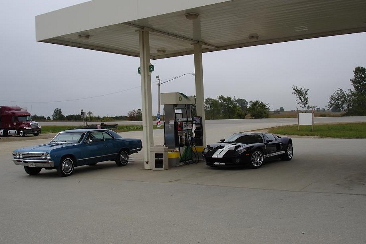 DW06 Ford GT and Chevelle